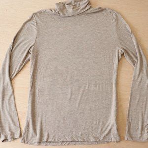H&M Long Sleeve Lightweight Turtle Neck Shirt